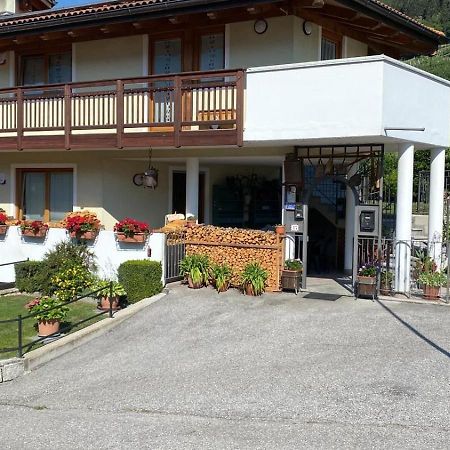 Mansarda Con Giardino Val Di Sole Trentino Apartment Terzolas Exterior photo